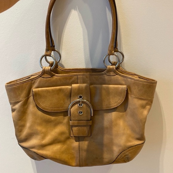 100% Authentic COACH X-Large Leather Soho Shoulder Bag Y2K Buckle Carryall - Picture 4 of 7